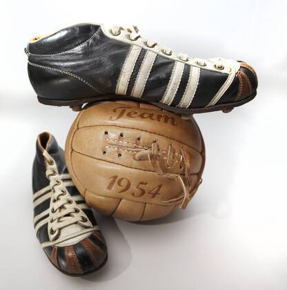 Adidas Fußballschuhe von 1954